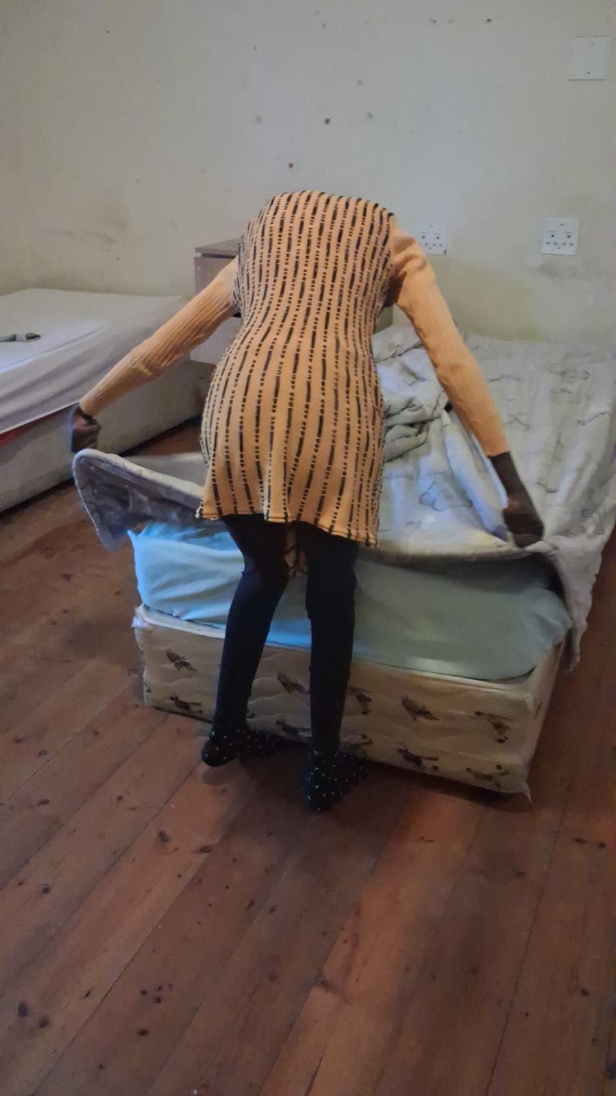A neatly made bed